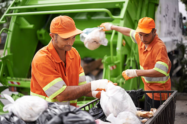 Best Garage Cleanout  in Hazelwood, MO